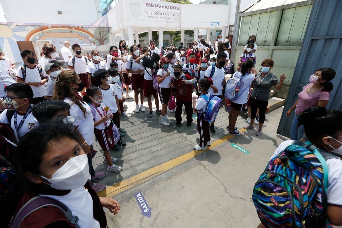 A más tardar el día viernes vamos a tener un pronunciamiento concreto sobre las clases escolares, indicó el jefe del Gabinete, Gustavo Adrianzén. (Foto: Jorge Cerdán)