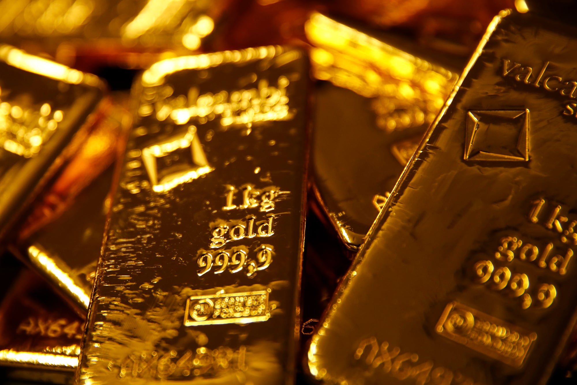 El oro escaló solo ayer 2.1%. (Foto; Stefan Wermuth/Bloomberg)