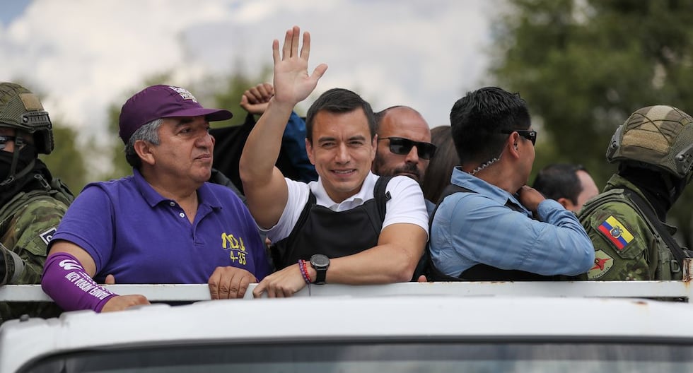 Elecciones en Ecuador Noboa, presidente electo de Ecuador al ganar en