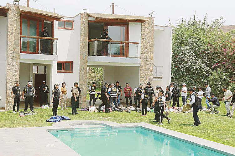 Queda en manos del régimen de Boluarte promulgar ley que permitirá a jueces imponer la prisión preliminar en caso de no flagrancia. Foto: GEC