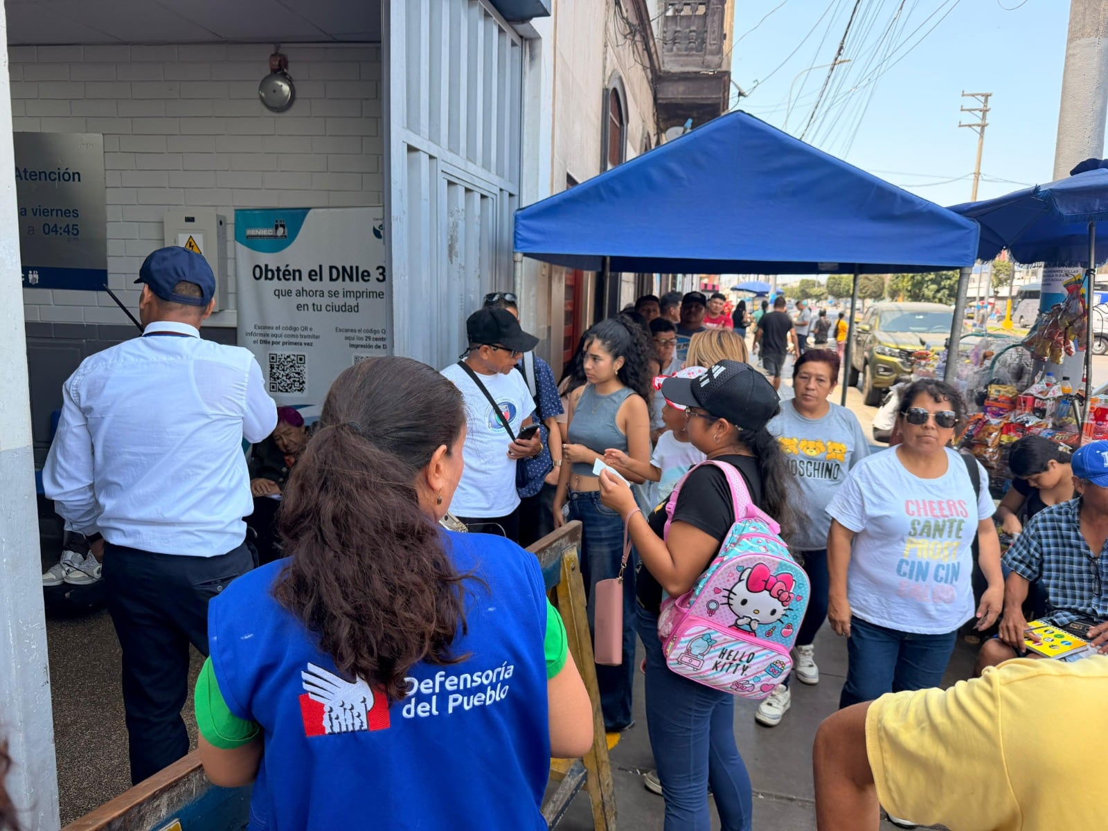 La Defensoría de Pueblo dirigió este martes una supervisión inopinada en diversas sedes del Reniec). Foto: Defensoría.