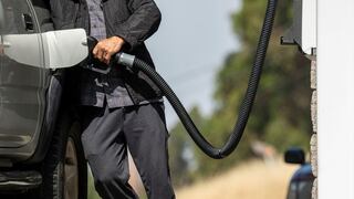 Petróleo registra la mayor alza trimestral en más de un año