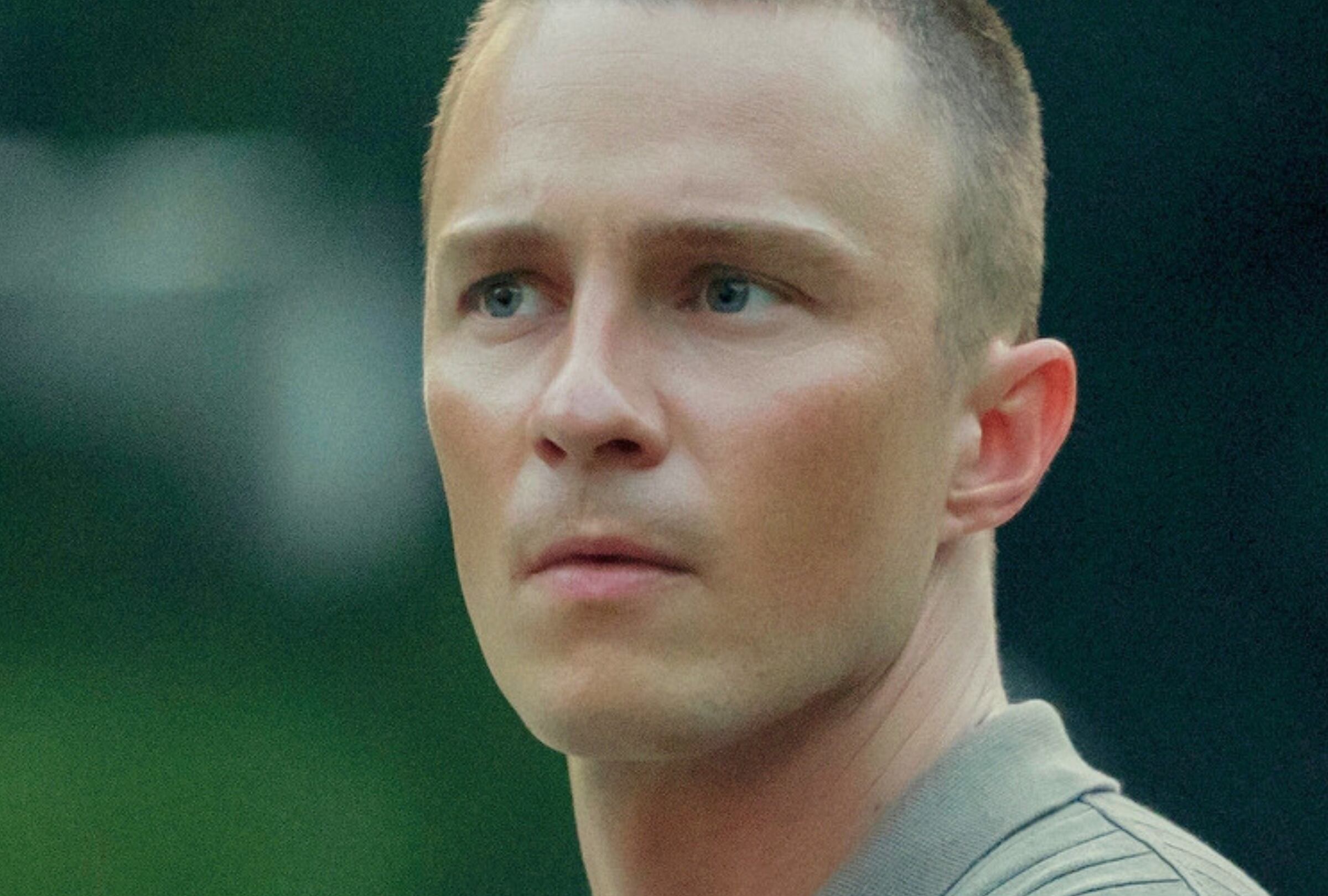 Rafe Cameron está interpretado por el actor estadounidense Drew Starkey en la popular serie dramática de aventuras "Outer Banks" (Foto: Netflix)