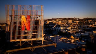 Netflix refinancia deuda para avanzar en su oferta por Warner