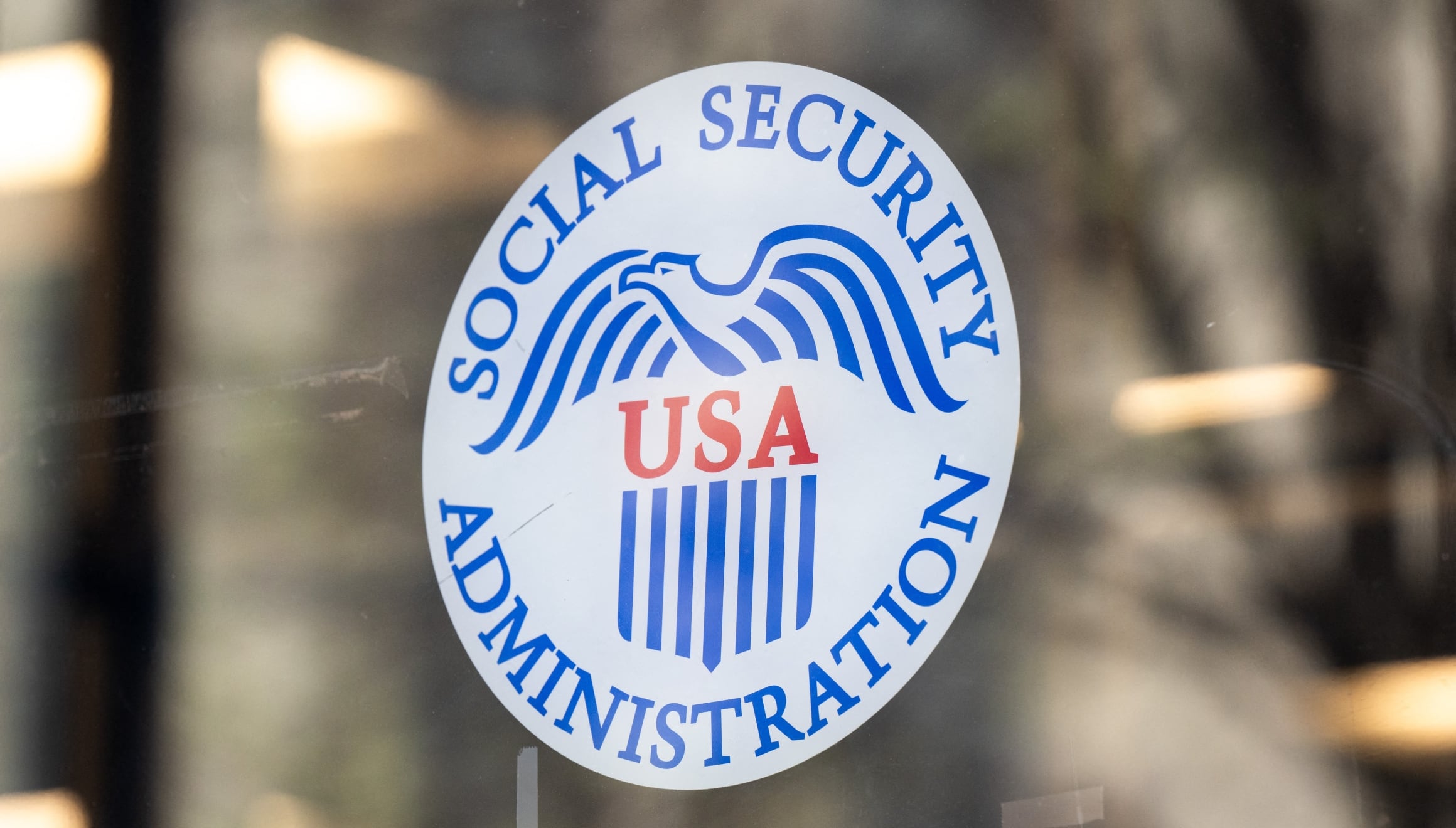 Los jubilados son el grupo que más dinero recibe por parte de la Administración del Seguro Social (Foto: AFP)