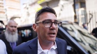 El nuevo primer ministro británico anuncia medidas de ayuda a pubs