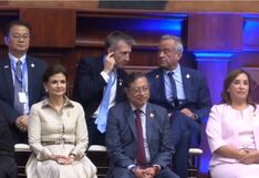 Tenso momento entre Boluarte y Petro: inexistente apretón de manos en investidura de Noboa