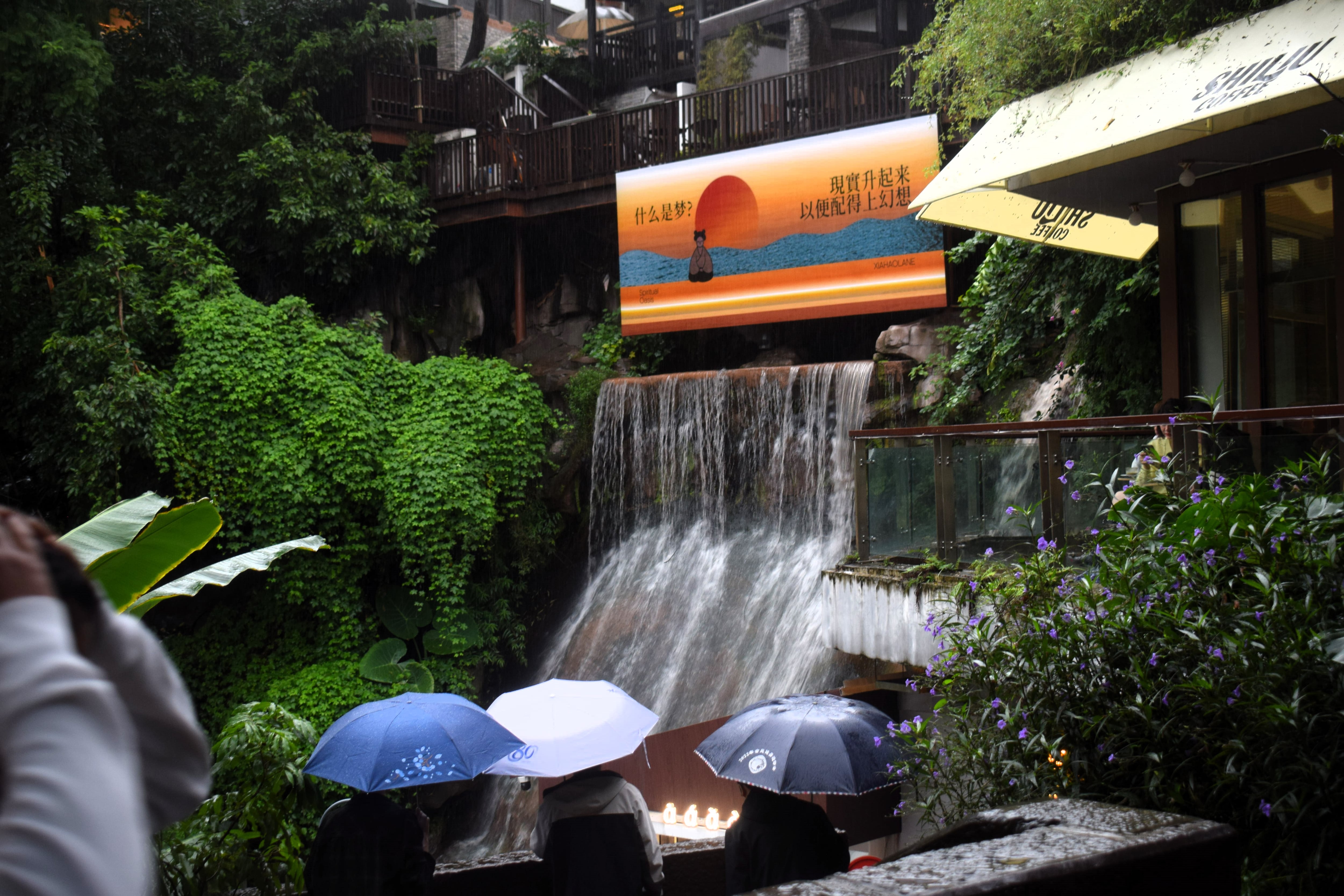 Hongyadong: sus pasajes empinados están llenos de arte, cafeterías y casas de té. Recorrer este lugar puede tomar más de dos horas. (Foto: Ani Lu Torres)