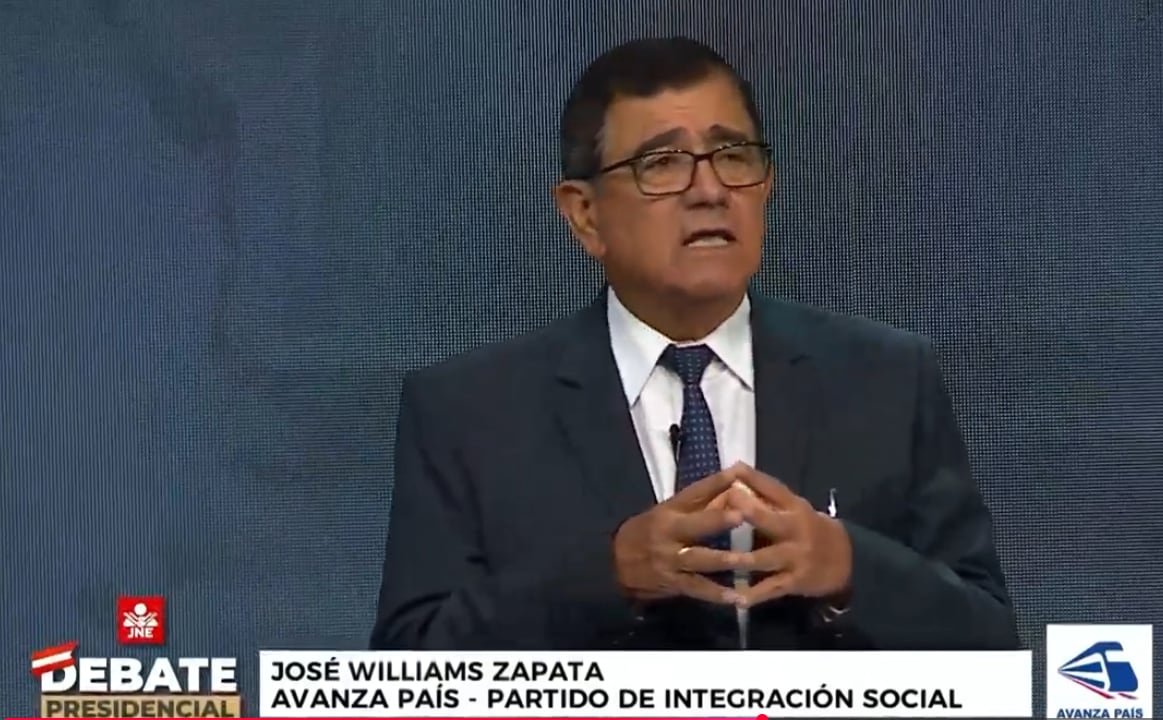 José Williams, candidato presidencial por Avanza País, participó de la primera jornada del debate presidencial, organizado por el JNE, el pasado lunes. Foto: Congreso.