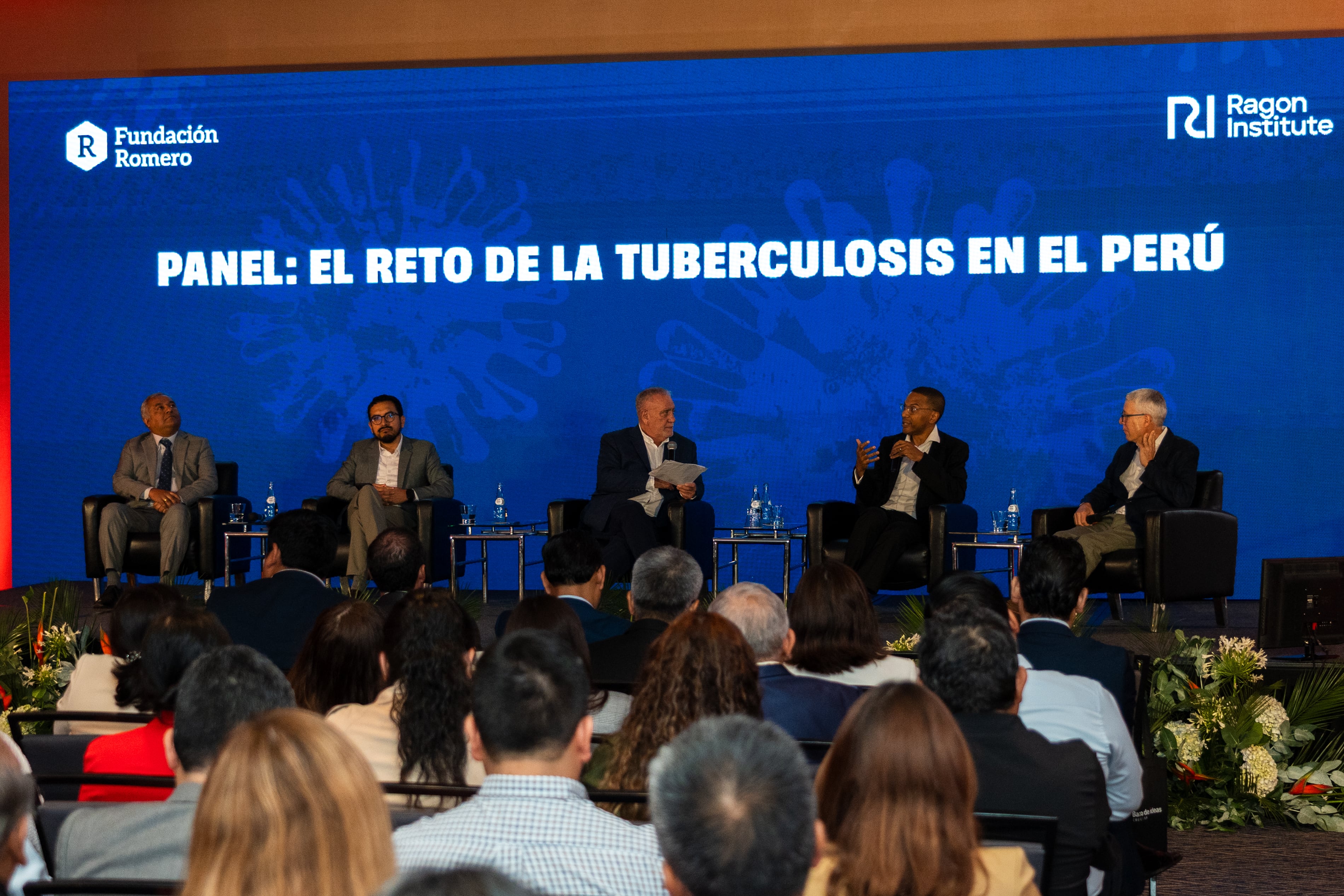 Desde el primer año, investigadores y laboratorios peruanos participarán en el proyecto para comprobar los resultados del diseño de la nueva vacuna contra la tuberculosis. Foto: Perú Sin TBC
