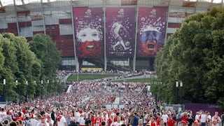Varsovia vive orgullosa de celebrar la Eurocopa
