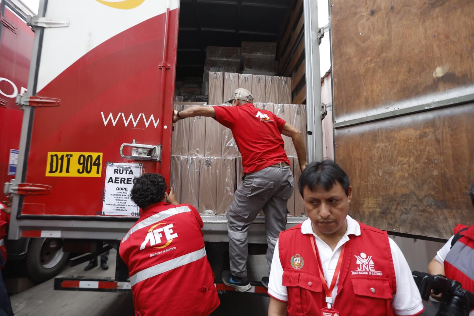 Material electoral será transportado por empresa AFE. (Foto: Mario Zapata / GEC.)