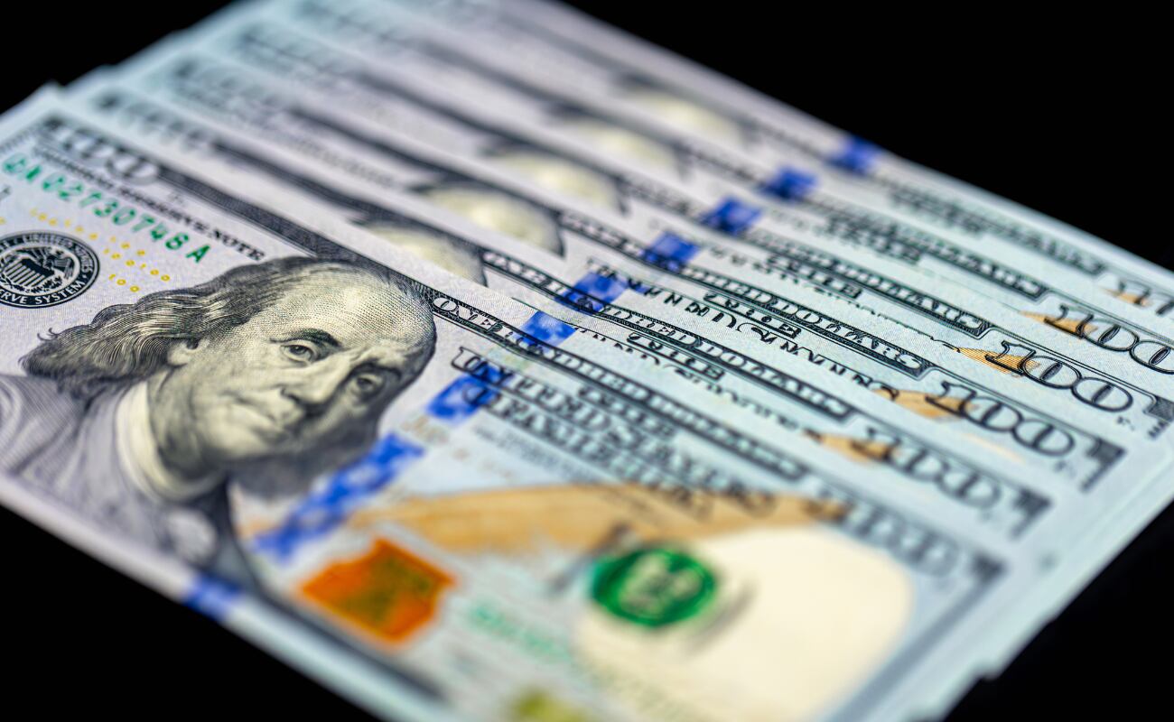 Dólar sigue débil frente a otras monedas de economías emergentes. | Foto: Freepik/ Imagen de pvproductions