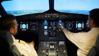 Más de la mitad de los pilotos de aerolíneas mundiales no vuela ya