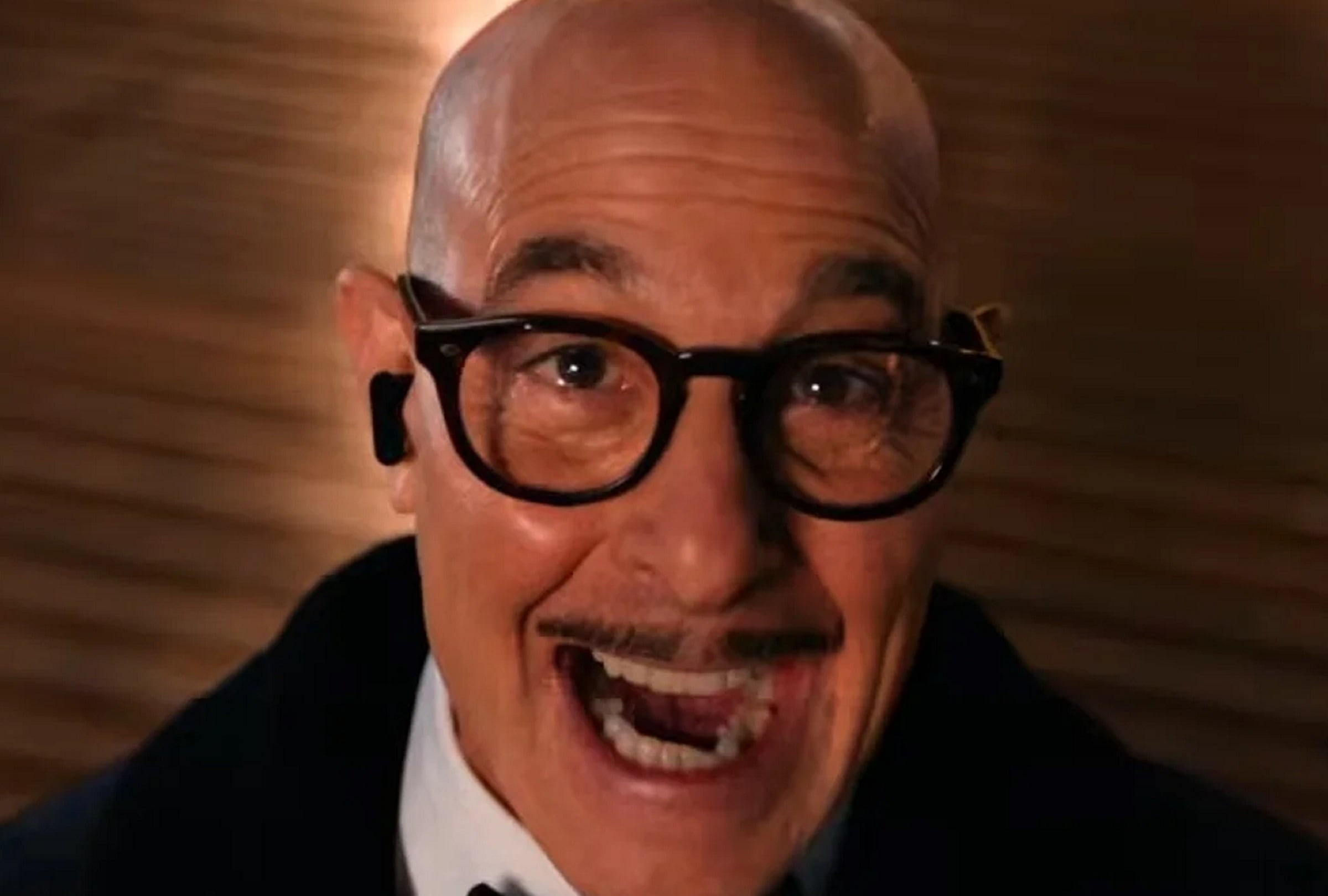 Stanley Tucci es el protagonista de la comedia de acción y thriller sobre atracos "Masterplan", dirigida por Thomas Vincent a partir del guion de David Wolstencroft y Thomas Vincent (Foto: Amazon Prime Video)