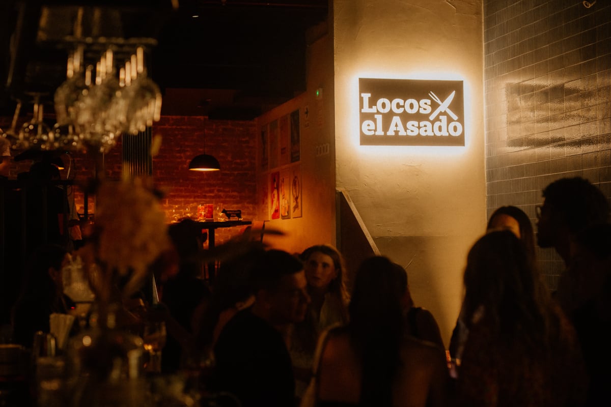 El grupo asumió en enero la operación de Locos x el Asado, restaurante de parrillas argentinas en Miraflores desarrollado bajo licencia del creador de contenido argentino conocido como Laucha. (Foto: Locos x el Asado)