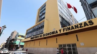 MEF aún busca enviar normas que generan gasto al TC, pero también propone aplicación gradual