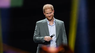 Príncipe Harry optó por quedarse en un hotel pese a que Carlos III le ofreció alojamiento