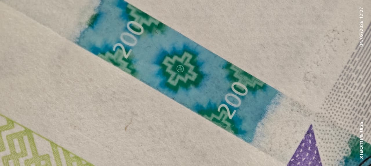 Así se ve el nuevo hilo de seguridad en el billete de S/ 200. Foto: BCRP, difusión