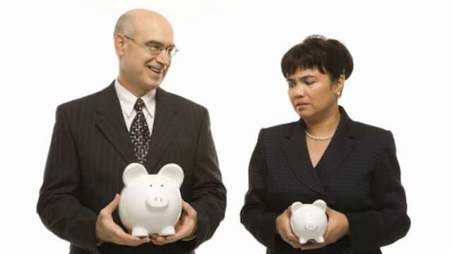 Equidad de género: 83 % ejecutivos consideran que hombres y mujeres perciben igual sueldo