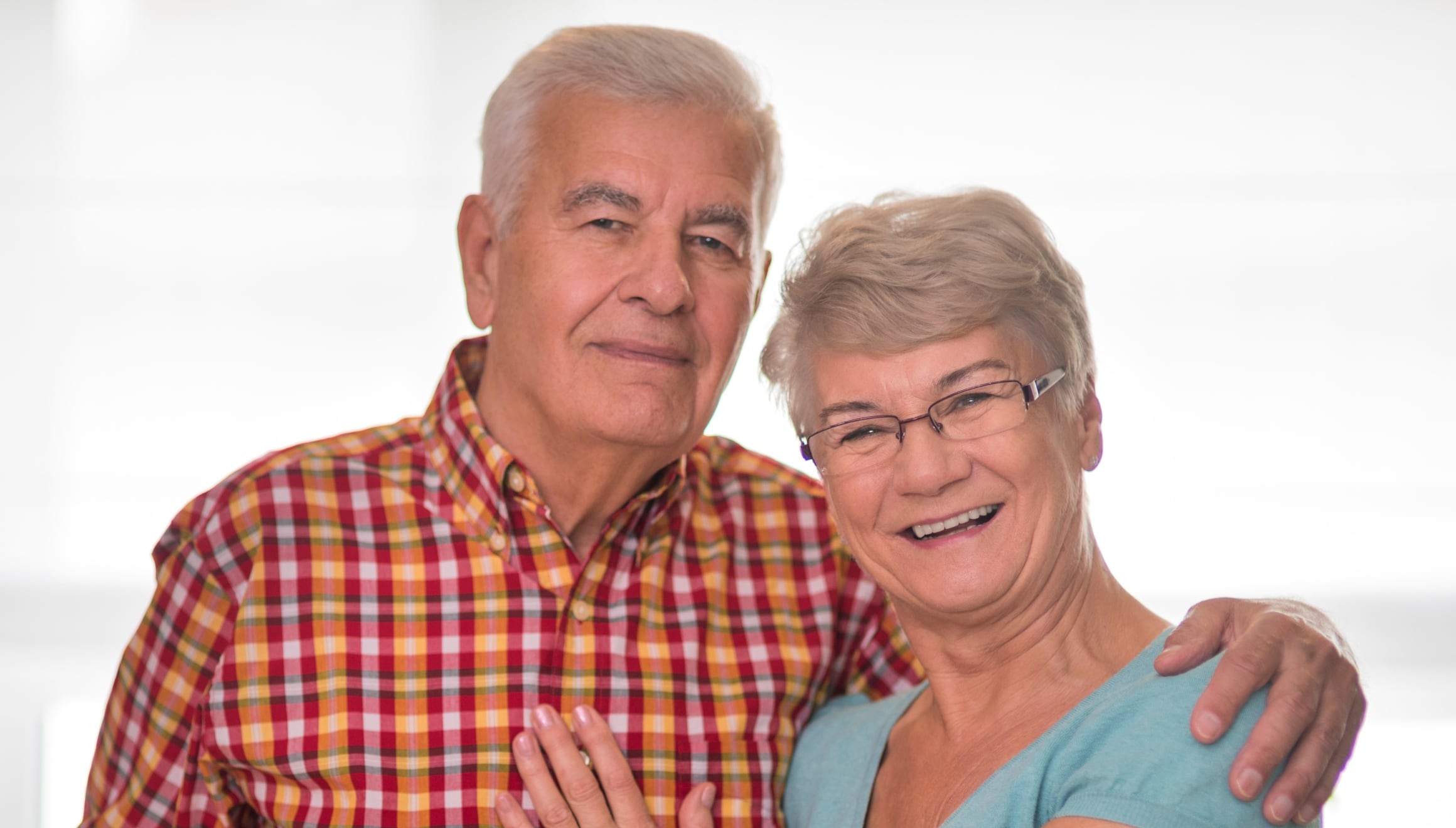 Los adultos mayores de Nueva York tendrán un importante alivio económico con esta nueva ley firmada por la gobernadora Kathy Hochul (Foto: Freepik)