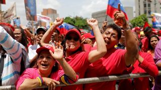 "¡Traidora!": marcha chavista la emprende contra fiscal venezolana