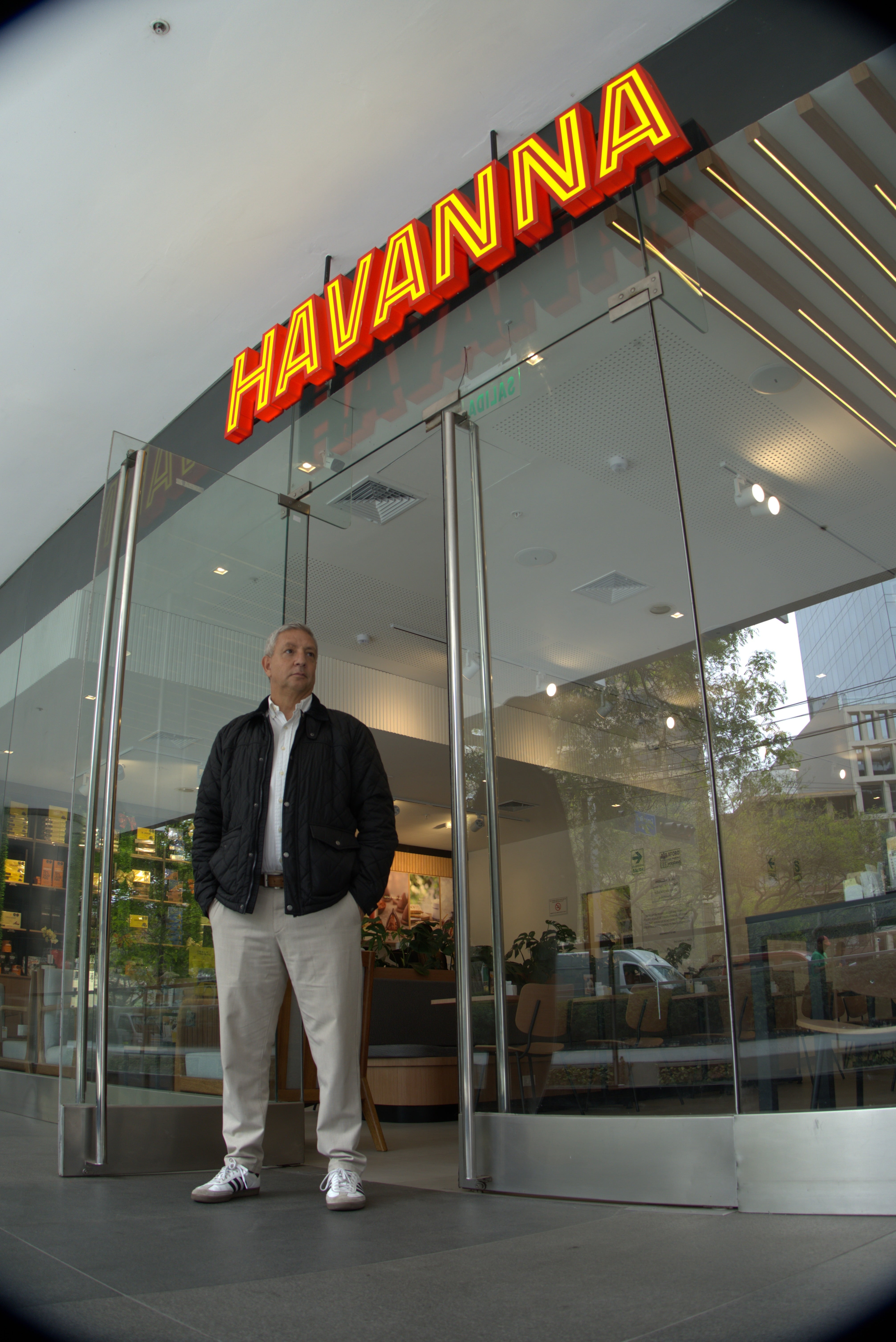 La compañía trabaja activamente para romper la percepción de que Havanna es solo alfajores. El CEO enfatiza: “No solo somos alfajores, tenemos una carta muy variada”. (Foto: Havanna Perú)