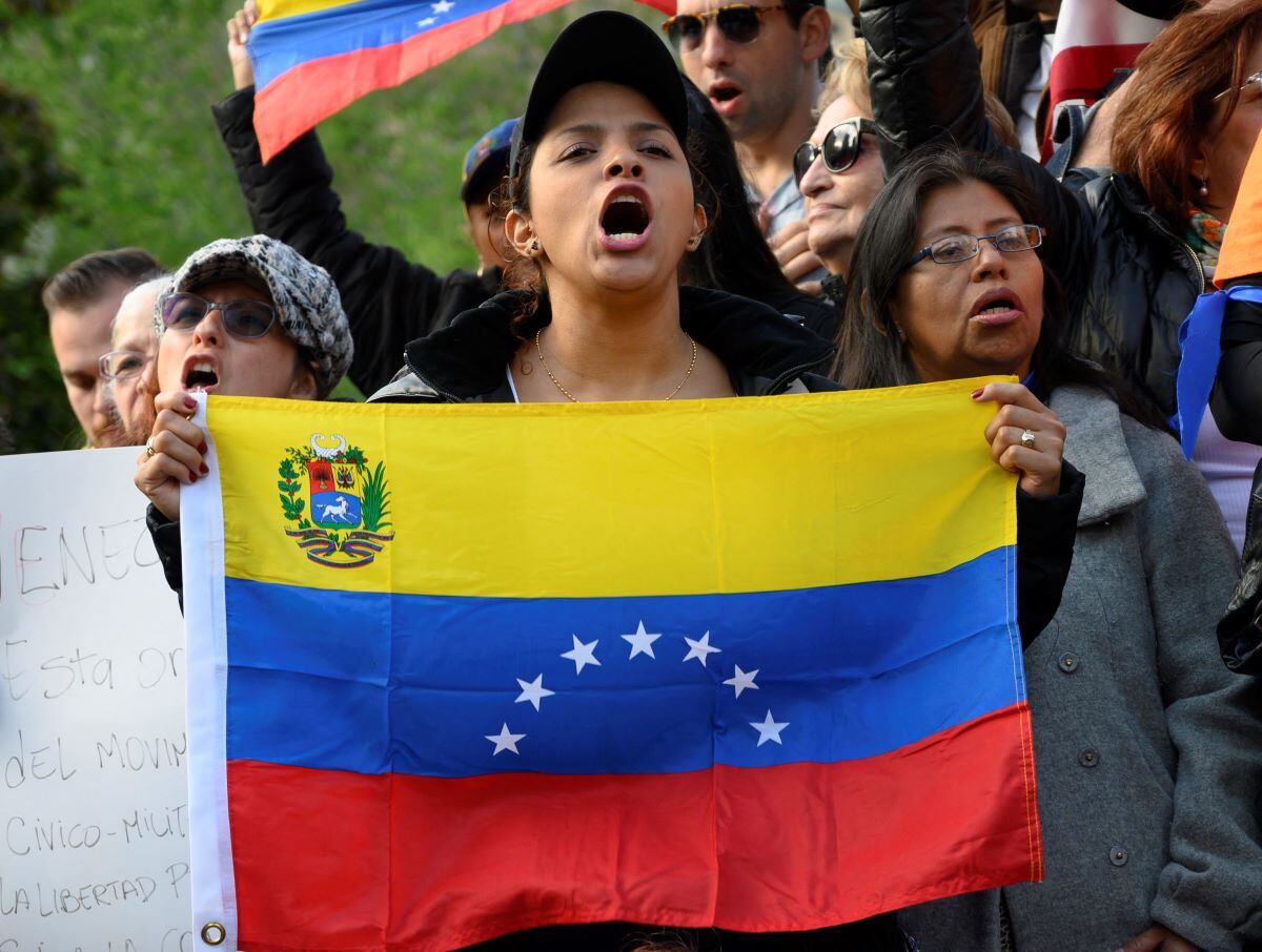 El Ejecutivo y demás poderes el Estado mantienen una cruzada contra el proceso de primarias celebrado el domingo. (Foto: AFP)
