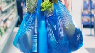 Industria del plástico a favor de regular el cobro por uso de bolsas de plástico