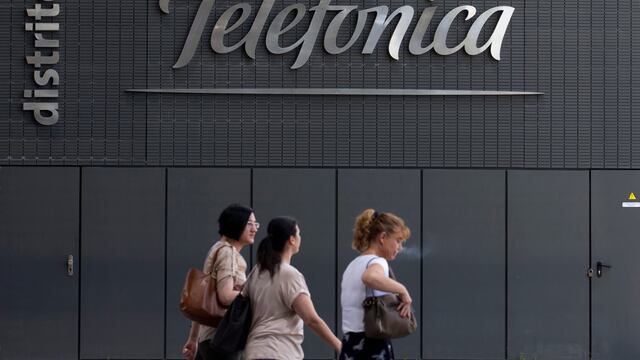 Telefónica despedirá a más de 3,400 empleados en España tras acuerdo con sindicatos