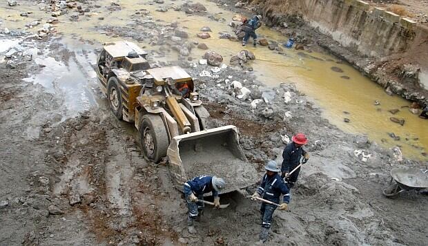 La titular del Minam aprobó un Plan de Acción Inmediata que garantice el manejo sostenible de la zona afectada y proteja la salud de la población. (Foto: GEC)