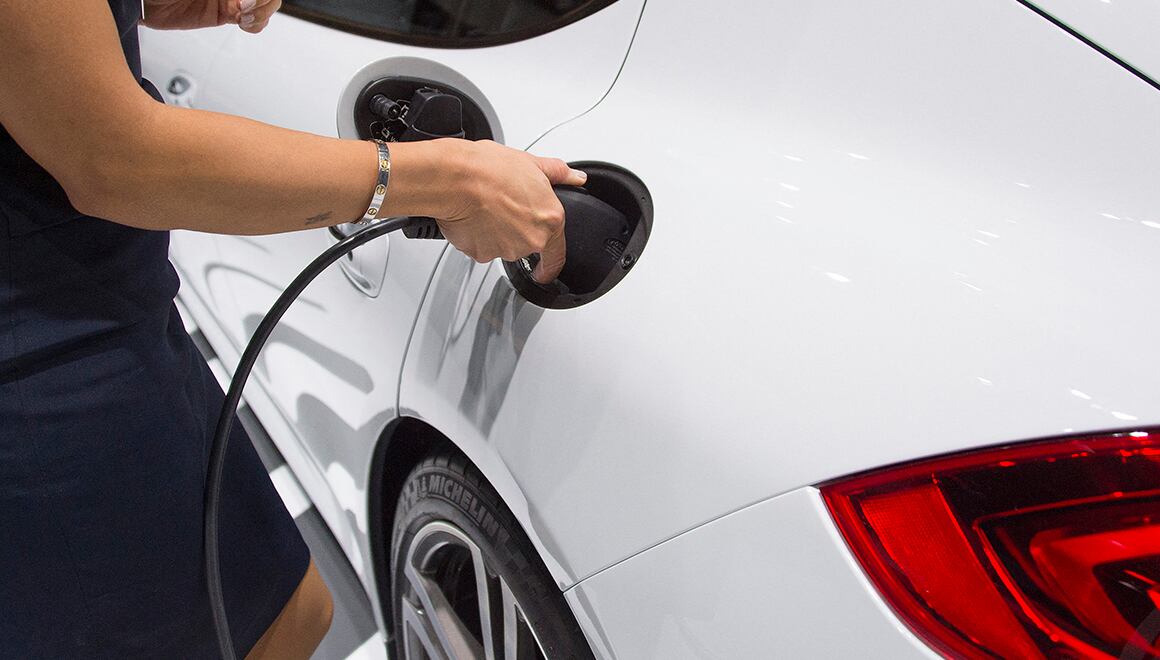 Congreso y Ejecutivo se enfrentan por regulación del mercado de electromovilidad. (Foto: GEC)