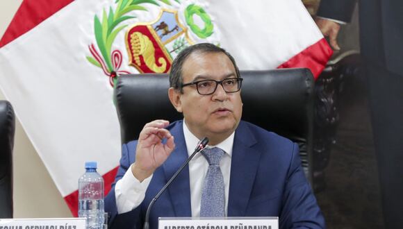 Alberto Otárola expresó los ejes que se abordarán en el presupuesto del PCM para el 2024. Foto: Andina