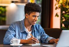 Destaca en tu primer empleo: conoce las cinco competencias que buscan las empresas