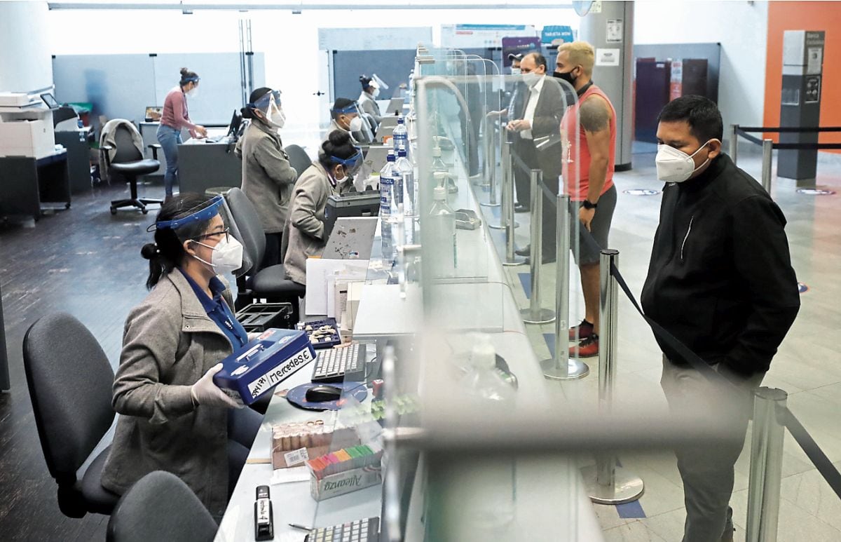 Las entidades bancarias incrementaron las tasas de depósitos a plazo, en línea con la política del BCR, para captar liquidez. (Foto: GEC)