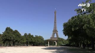 Turistas decepcionados por huelga que mantiene cerrada la Torre Eiffel