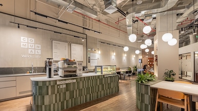 Comunal vs. IWG: ¿quién tiene más sedes y metros cuadrados de coworking en Perú?