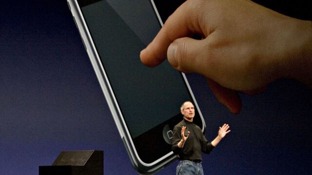 Ejecutivo que inventó pantalla táctil del iPhone sale de Apple