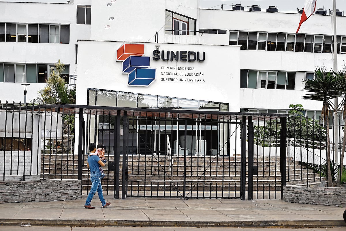 Acción Popular se pronuncia sobre ley que reforma la Sunedu. . (Foto: Francisco Neyra/GEC)