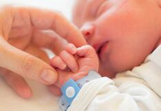 ¿Mejores permisos parentales? Bancos compiten para atraer y retener talento