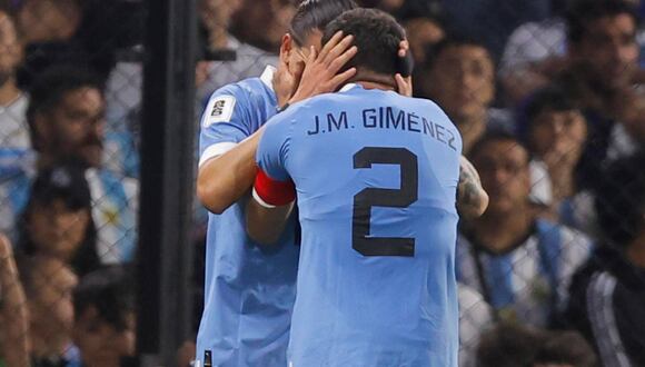 Uruguay sorprendió a Argentina tras vencer por 2-0 en la quinta y última fecha de las carreras. (Foto: AFP)