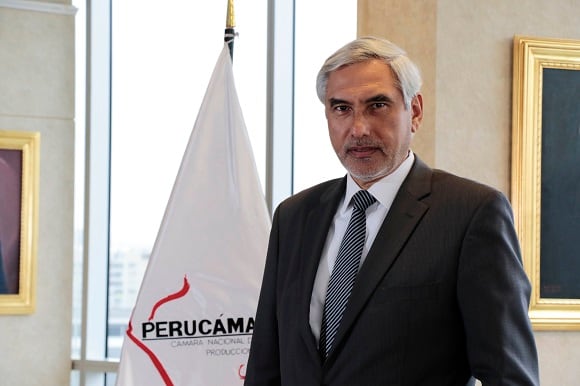 El presidente de Perucámaras, Carlos Durand Chahud , sostuvo que debe haber tranquilidad social y no podemos ser amenazados constantemente con conflictos sociales. foto: Perucámaras.