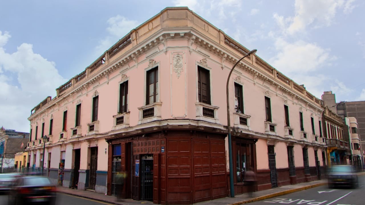 Caso Bar Queirolo: ¿Qué tomar en cuenta para no cometer errores en el registro de marcas?. Foto: Facebook