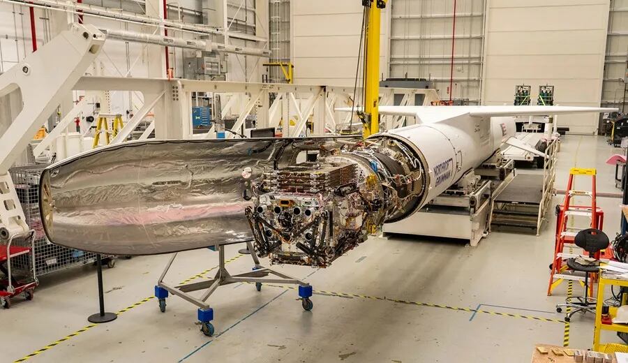 La nave robótica LINK, de Katalyst Space, previo al encapsulamiento en el interior de un cohete Pegasus XL. EFE