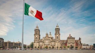 ¿Es seguro viajar a México? Cómo analizar la alerta de EE.UU.