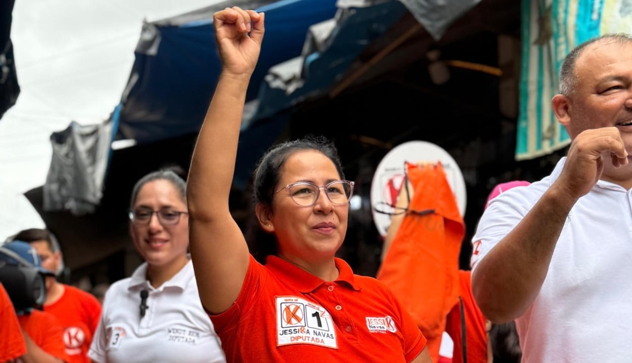 Candidata a diputada de Fuerza Popular se presentó ante el PJ tras ser declarada reo contumaz. Foto: Facebook Jessica Navas Sánchez