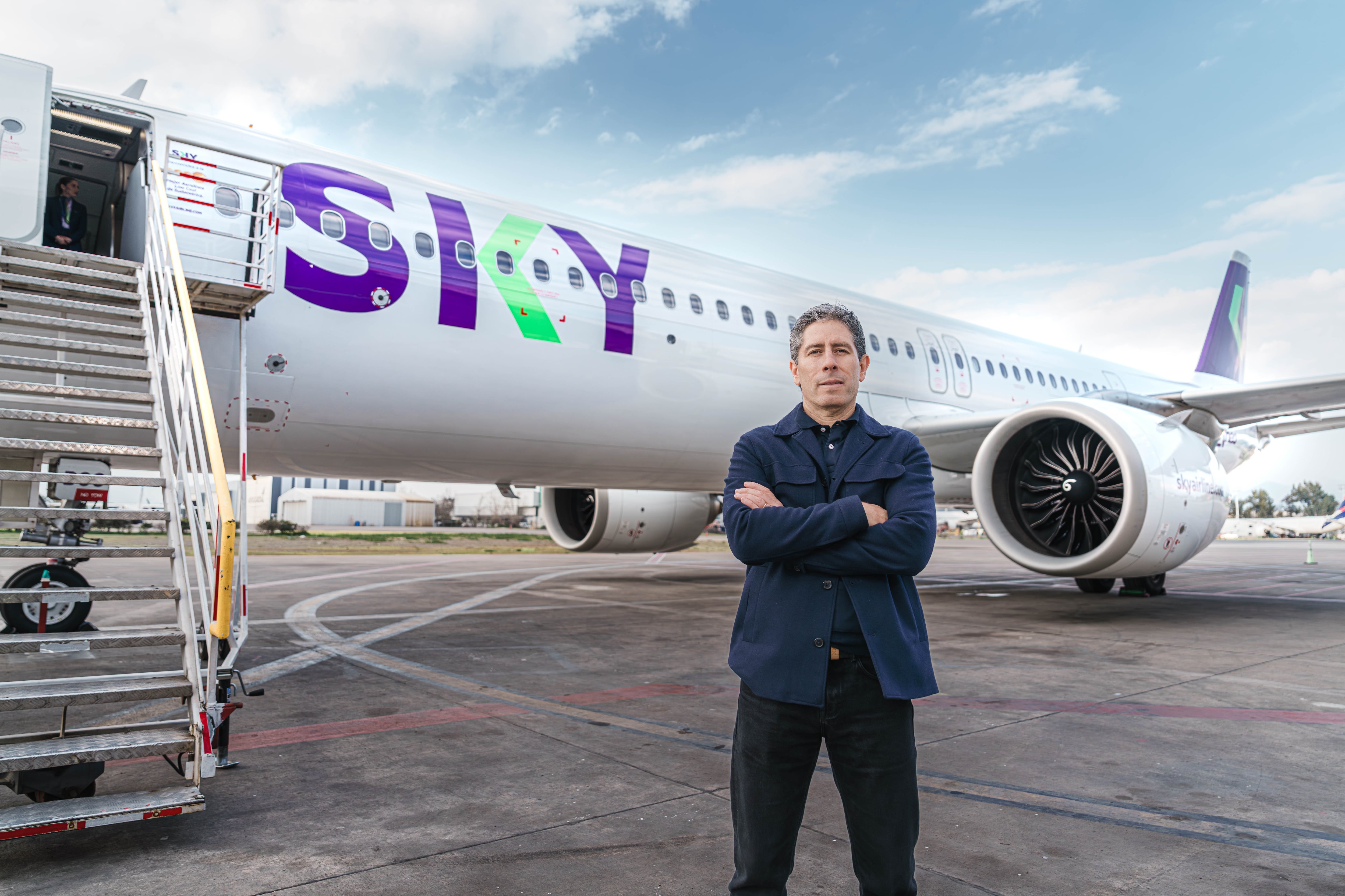 El economista peruano Daniel Belaúnde se convirtió en agosto en el nuevo CEO de Sky Airline, aerolínea chilena con importante presencia en el Perú. Foto: Gestión.