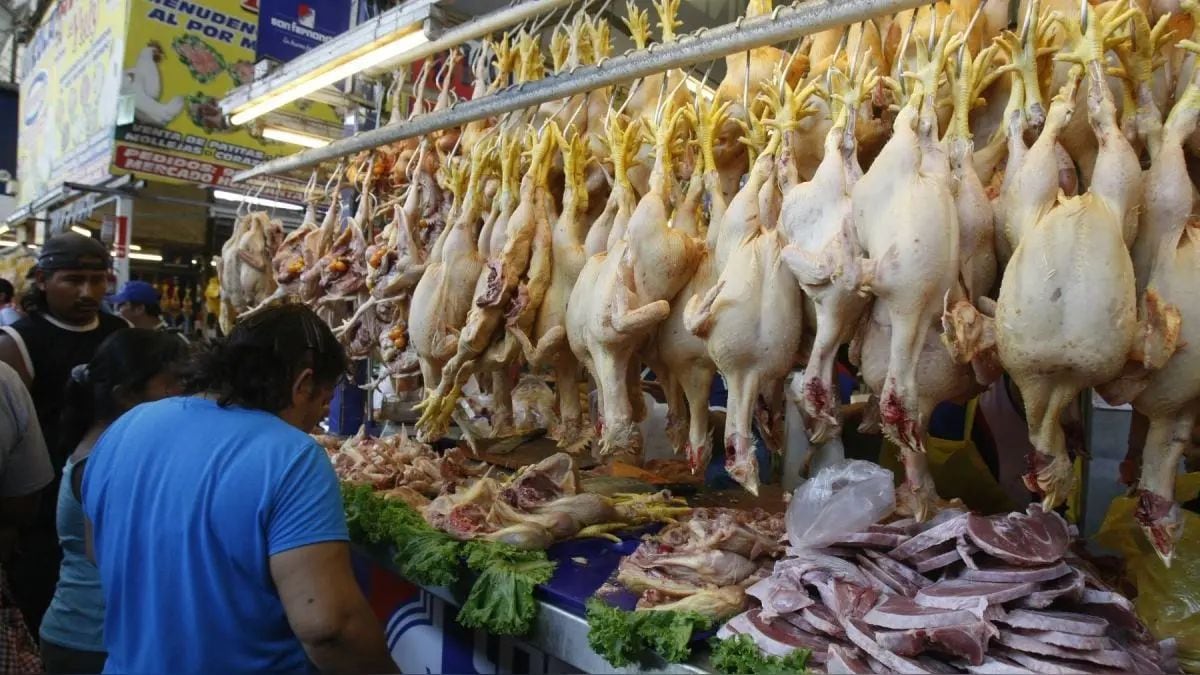 16 de diciembre del 2010. Hace 15 años. Tras 12 años se confirma que hubo concertación de precios en el pollo.