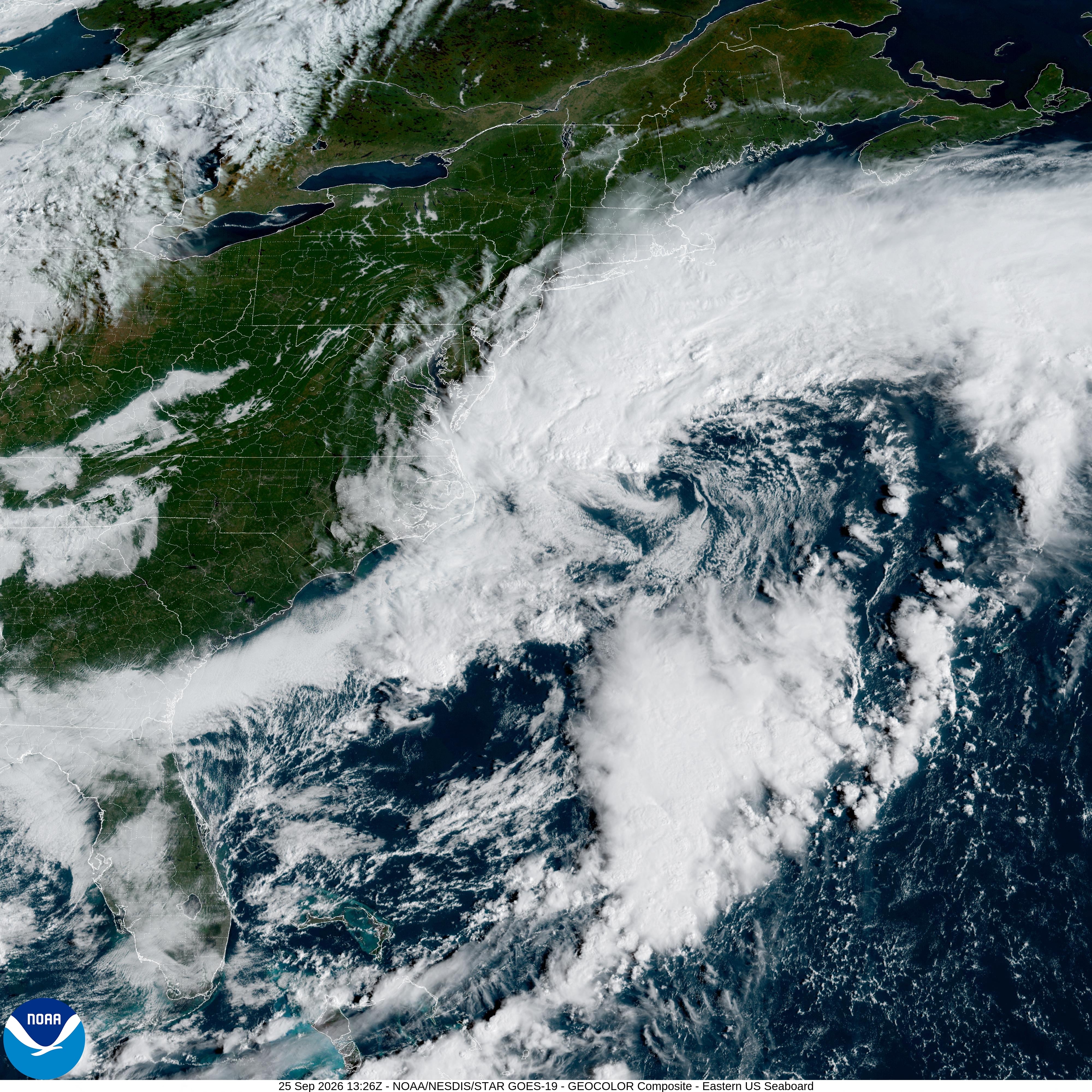 El NWS advierte que la tormenta Nor'easter traería fuertes vientos, inundaciones costeras y lluvias intensas para este fin de semana.. (Crédito: Handout / NOAA/GOES / AFP)
