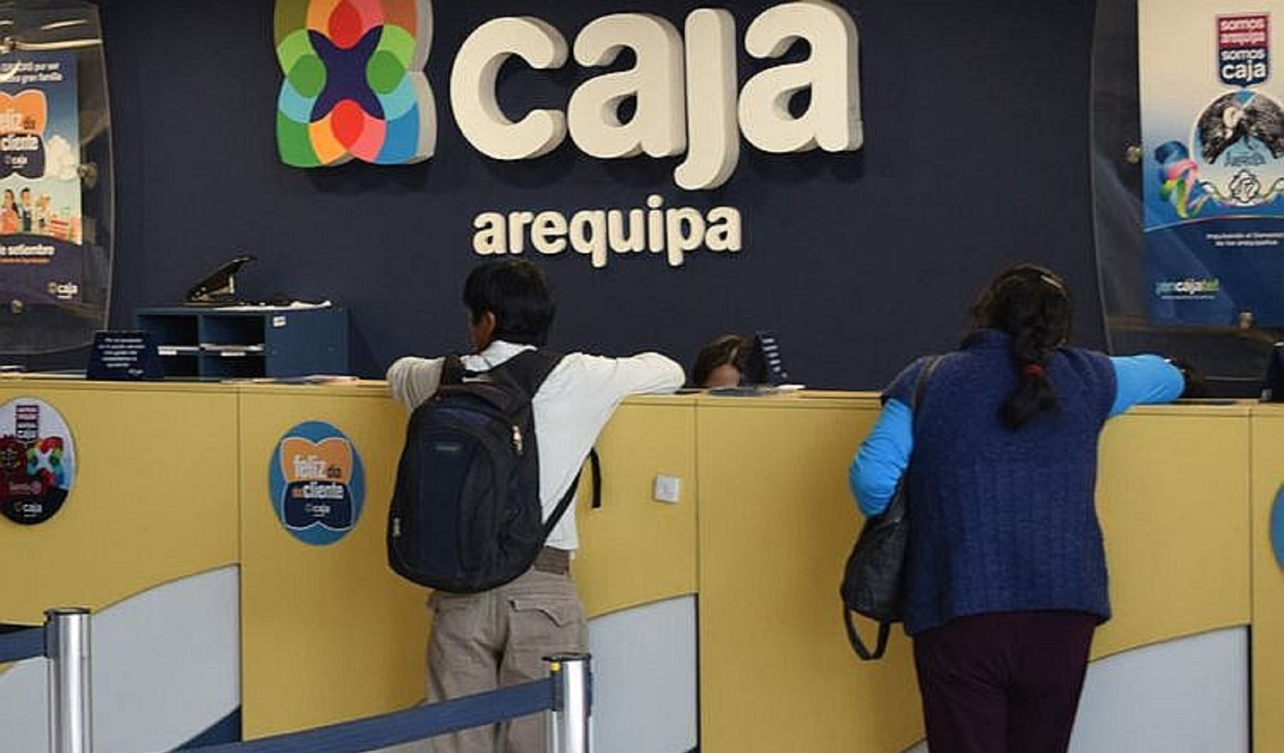 Caja Arequipa opera dentro del sistema de cajas municipales del país.